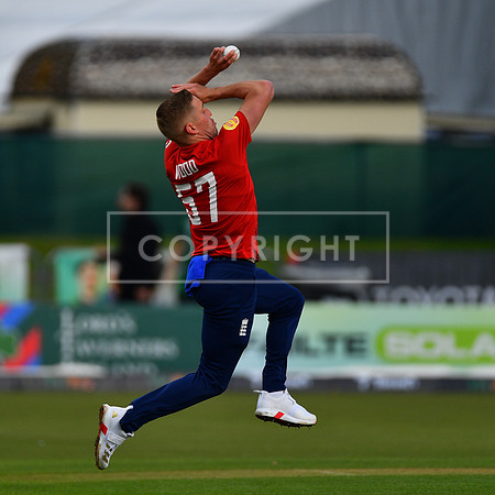 FIL IRELAND ENGLAND