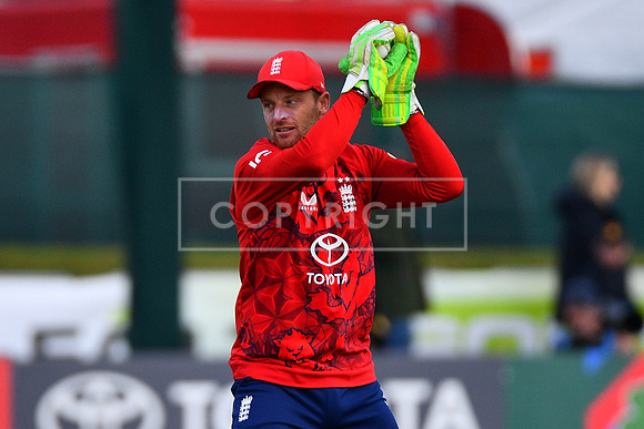 FIL IRELAND ENGLAND