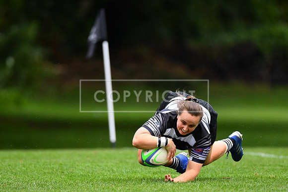 Jemma Farrell with the first try of the game for Old Belvedere.