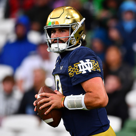 Notre Dame Quarterback Sam Hartman during the warmup.